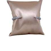 18K WHITE GOLD OPEN BANGLE WITH DIAMONDS