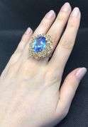 GORGEOUS VINTAGE 14K YELLOW GOLD RING WITH LARGE OVAL AND SKY BLUE STONES