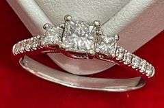 CERTIFIED 14K WHITE GOLD AND DIAMOND RING