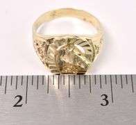 Sturdy Horse Ring In 14K Yellow Gold