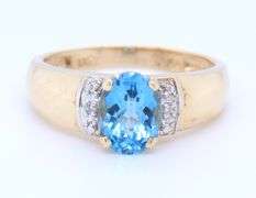 Fantastic Yellow Gold Blue Topaz and Sapphire Ring