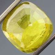 Huge! 9.80 carat untreated Russian Sphene