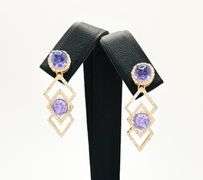 5 EARRINGS, 3 RINGS, 2 NECKLACE
