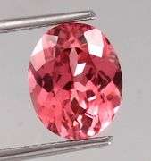 Beautiful 3.60 Carat Natural Padparadscha Sapphire Oval Cut Loose Gemstone