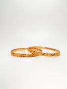 2 MATCHING 22KT SOLID YELLOW GOLD DIAMOND CUT BANGLE BRACELET- SET OF 2X!