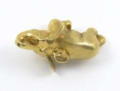 Well sSculpted Elephant Charm or Pendant