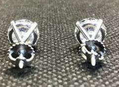 TIMELESS 14K WHITE GOLD SINGULAR DIAMOND STUD EARRINGS