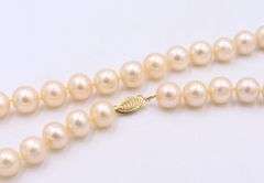 9.5m Pink Pearl Necklace
