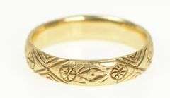 14K Yellow Gold Geometric Floral Pattern 4.9mm Wedding Band Ring