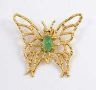Nice Butterfly Pendant with Emerald
