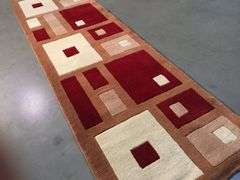 Carved Modern Wool Runner 2.6x8