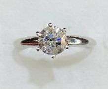 14KT SOLID WHITE GOLD DIAMOND ENGAGEMENT RING
