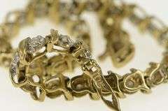 10K Yellow Gold Classic Diamond Wavy Link Simple Tennis Bracelet