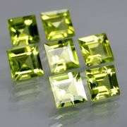 Princess cut unheated! 4.91ct Peridot set