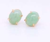 Fantastic Yellow Gold Oval Jade Stud Earrings