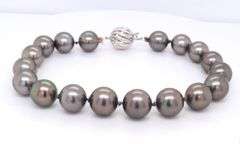 10mm Tahitian South Sea Pearl Bracelet