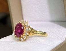 14KT SOLID YELLOW GOLD NATURAL RUBY & DIAMOND COCKTAIL RING