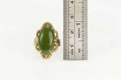 14K Yellow Gold 1960s Nephrite Scallop Rope Trim Cocktail Ring