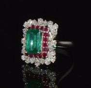 18KT SOLID WHITE GOLD, EMERALD, RUBY, AND DIAMOND RING!