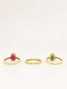 5 EARRINGS, 3 RINGS, 2 NECKLACE