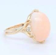 Powerful Yellow Gold Diamond and oval Cab Coral Ring
