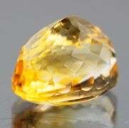 Gorgeous 8.28ct bi-color unheated Citrine