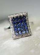 Pretty Gradiating Shades of Sapphires in a Fascinating 14K Ring