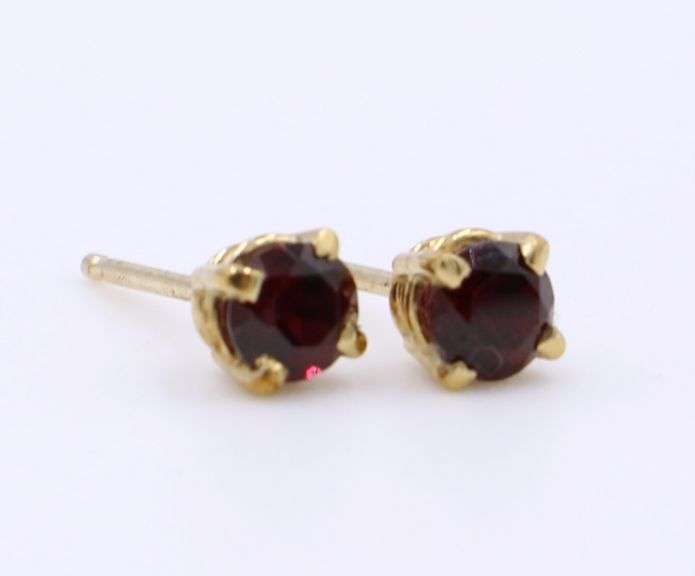 Attractive Yellow Gold Red Stone Stud Earrings