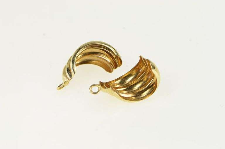 14K Yellow Gold Retro Curved Scalloped Stud Enhancer Earrings