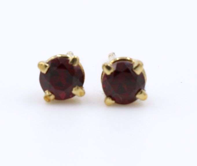 Attractive Yellow Gold Red Stone Stud Earrings