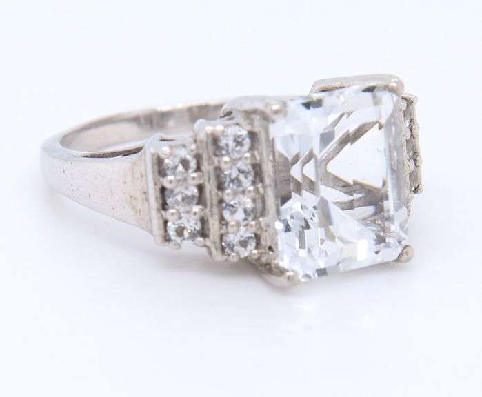 Vintage 925 Sterling Silver Emerald Cut White Topaz Ring