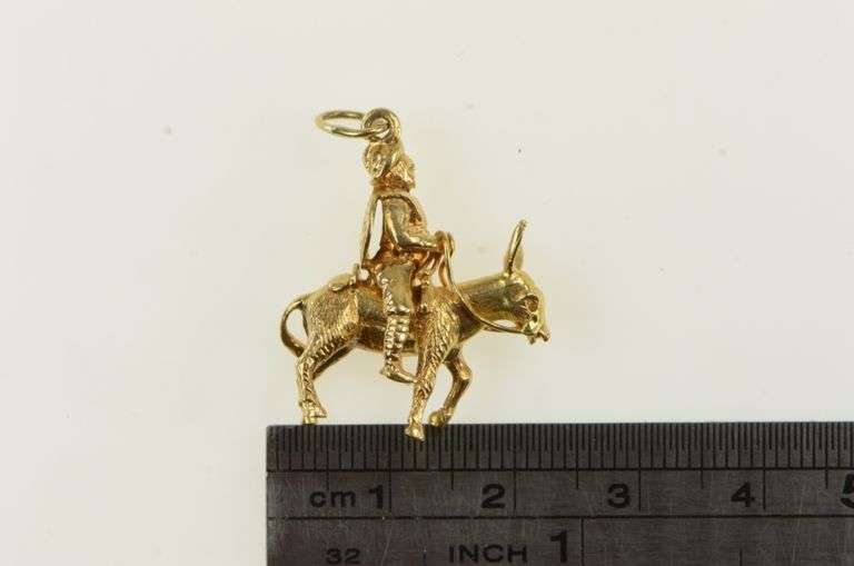 14K Yellow Gold Don Quixote Cervantes Spanish Book Story Charm/Pendant