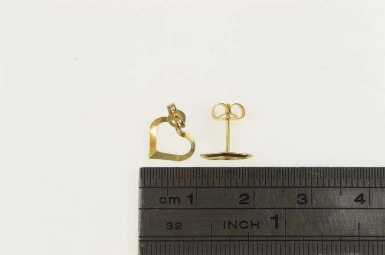 14K Yellow Gold Vintage Simple Heart Love Symbol Stud Earrings