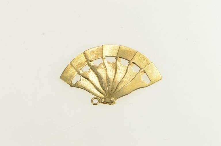14K Yellow Gold 3D Articulated Vintage Hand Fan Fashion Charm/Pendant