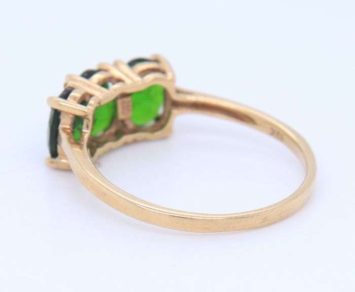 Gorgeous Yellow Gold 3 Stone Emerald Cocktail Ring