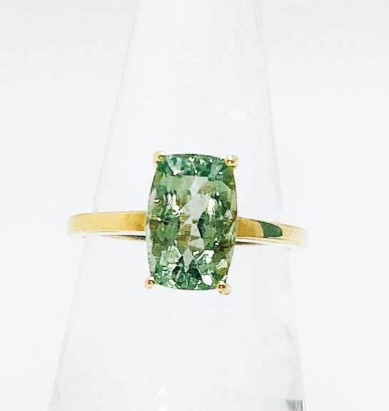 14KT YELLOW GOLD & GREEN AMETYST COCKTAIL RING
