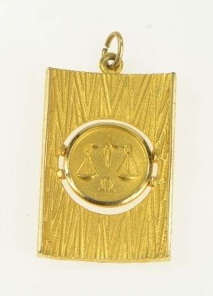 14K Yellow Gold Libra Astrology Zodiac Sign Squared Vintage Pendant