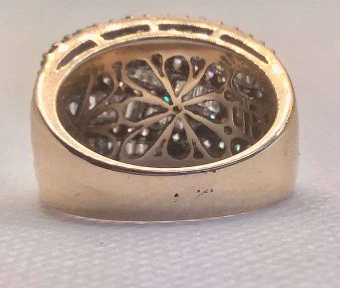 STUNNING 14K ROSE GOLD BAGUETTE AND ROUND BRILLIANT CUT DIAMOND RING