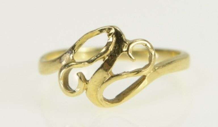 14K Yellow Gold Ornate Wavy Scroll Vintage Statement Ring