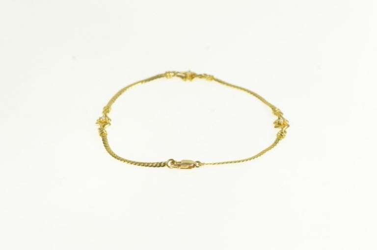 14K Yellow Gold Retro Diamond Square Knot Herringbone Bracelet