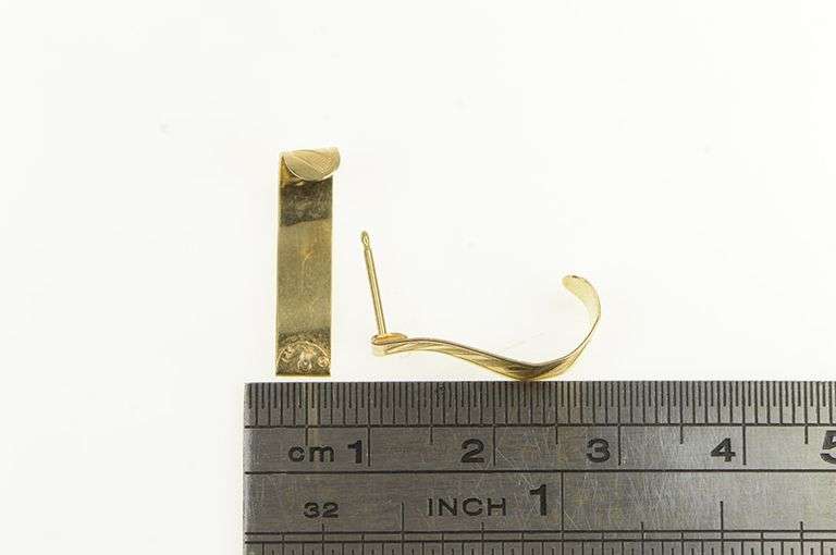 14K Yellow Gold Squared Curved Bar Striped Vintage Statement Earrings