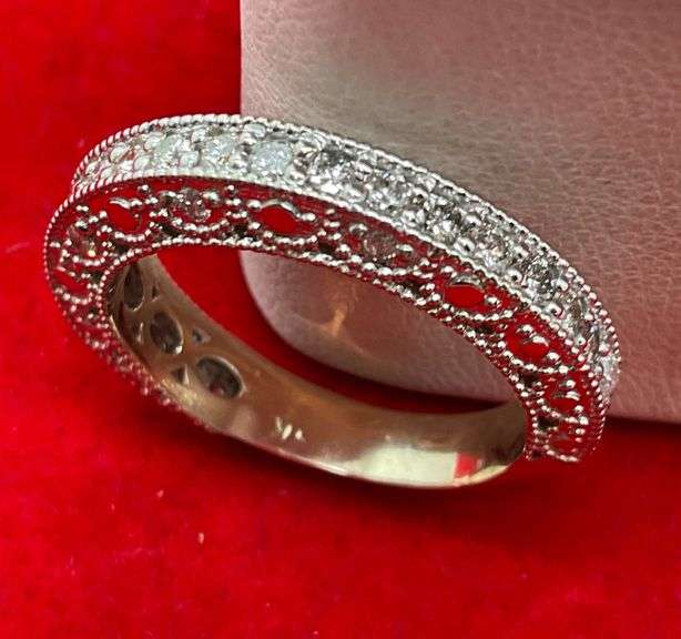 CERTIFIED BRAND NEW 14K WHITE GOLD AND DIAMOND RING