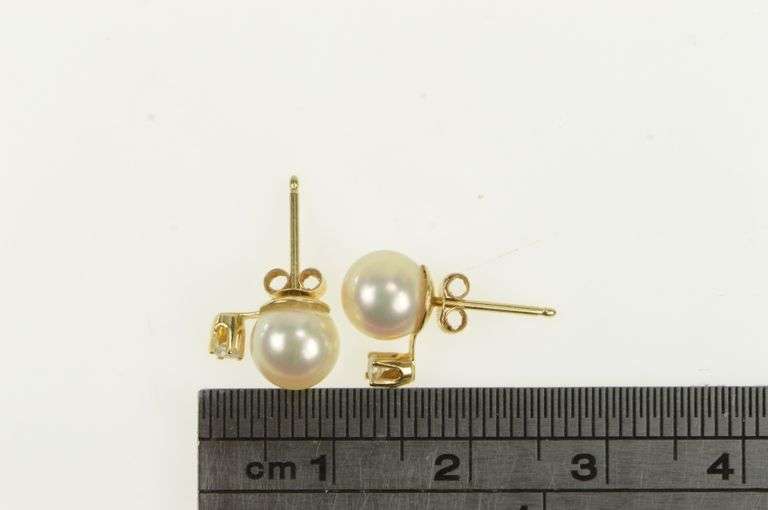 14K Yellow Gold 6.7mm Pearl Diamond Accent Vintage Stud Earrings