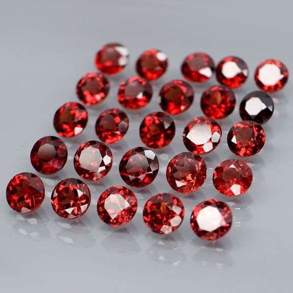Premium 8.71ct solitaire cut cherry red Garnet set