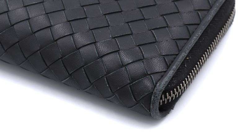 Bottega Veneta Zip Wallet