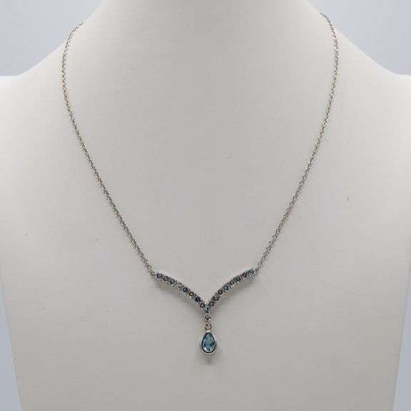 Dazzling 3.20 Ct Blue And White Topaz Necklace