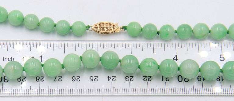 Green Jade Beaded Necklace