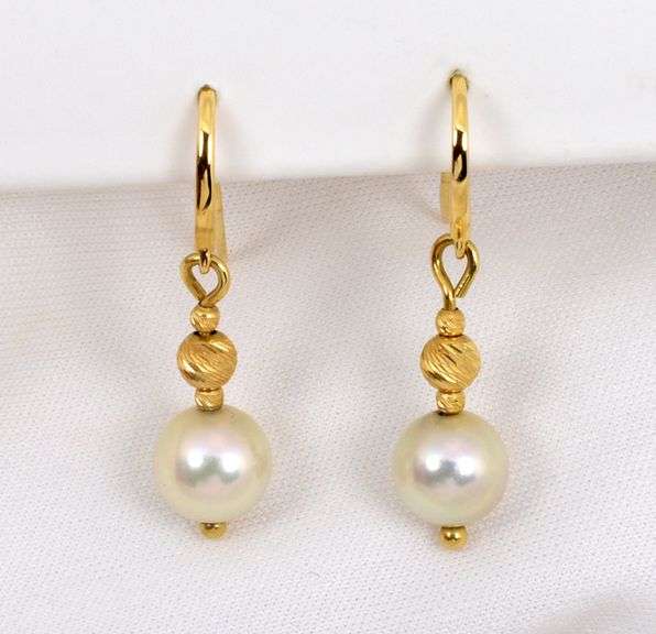 Pretty 14k and Pearl Dangle Earrings