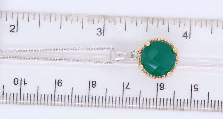 Sterling Silver Green Color Stone Pendant With Chain