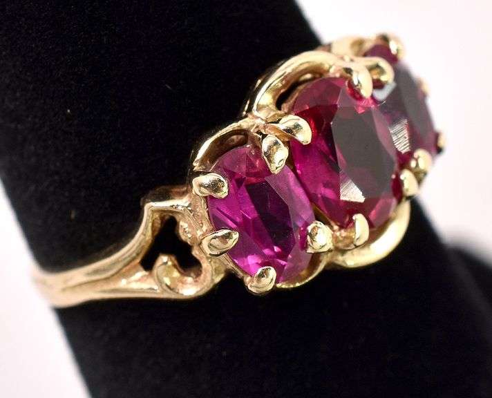 Graceful Synthetic Pink Sapphire Ring In Yellow Gold